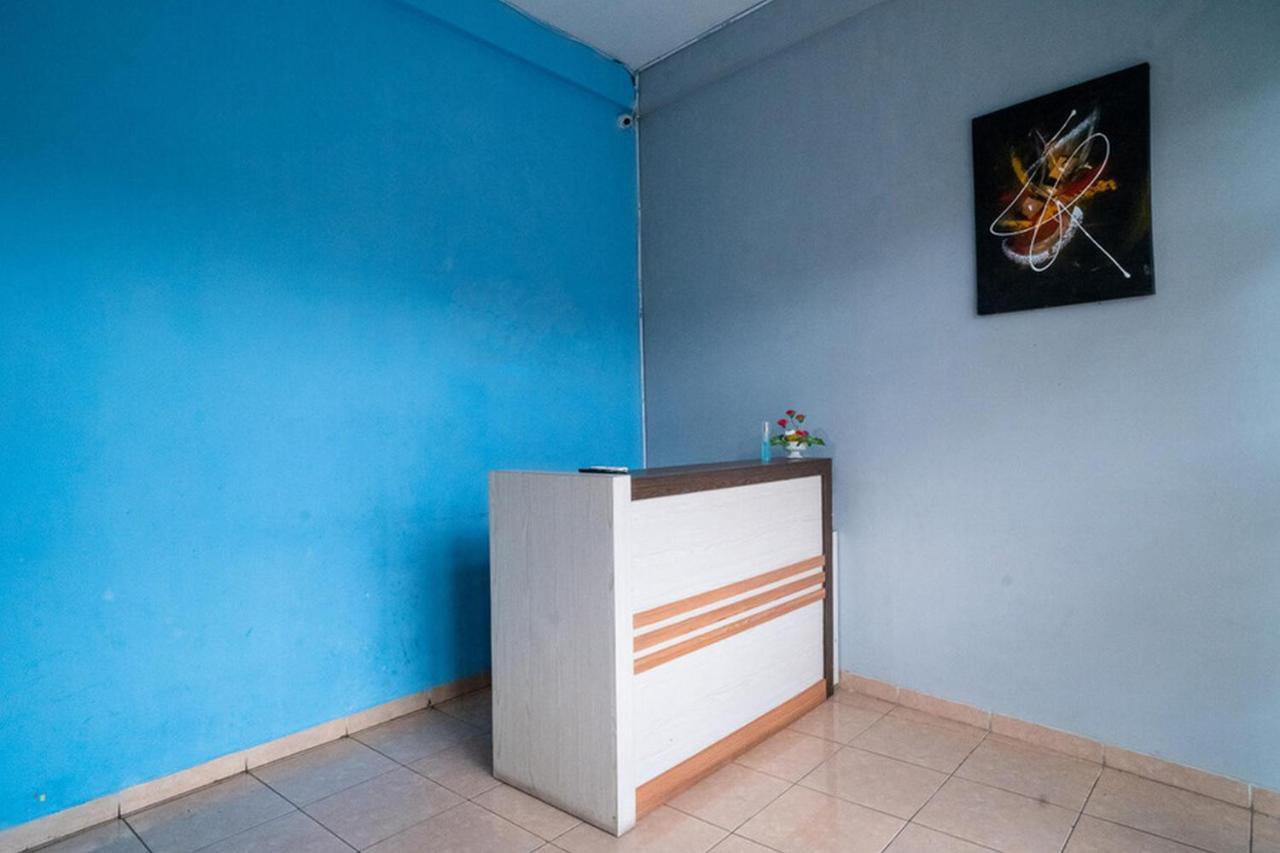 Jotel Guest House Mitra Reddoorz Pulauberayan المظهر الخارجي الصورة